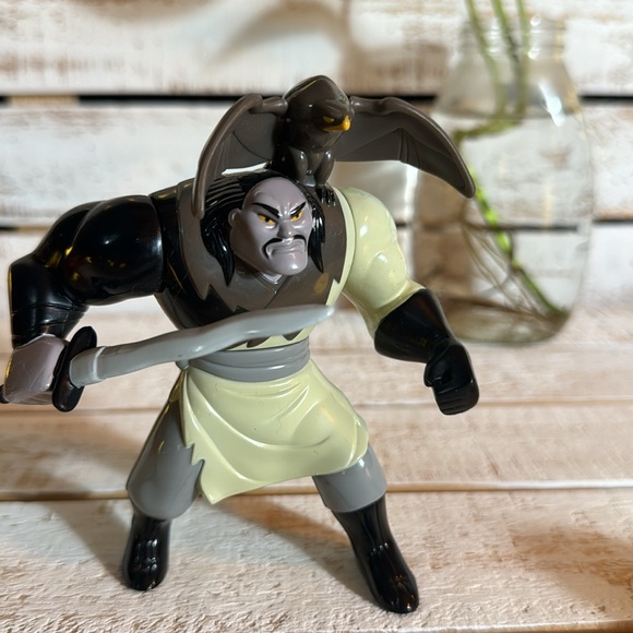 Mint condition vintage McDonalds Mulan Toy set of 3 Mushu, Cricket, and Shan Yu - Picture 2 of 7